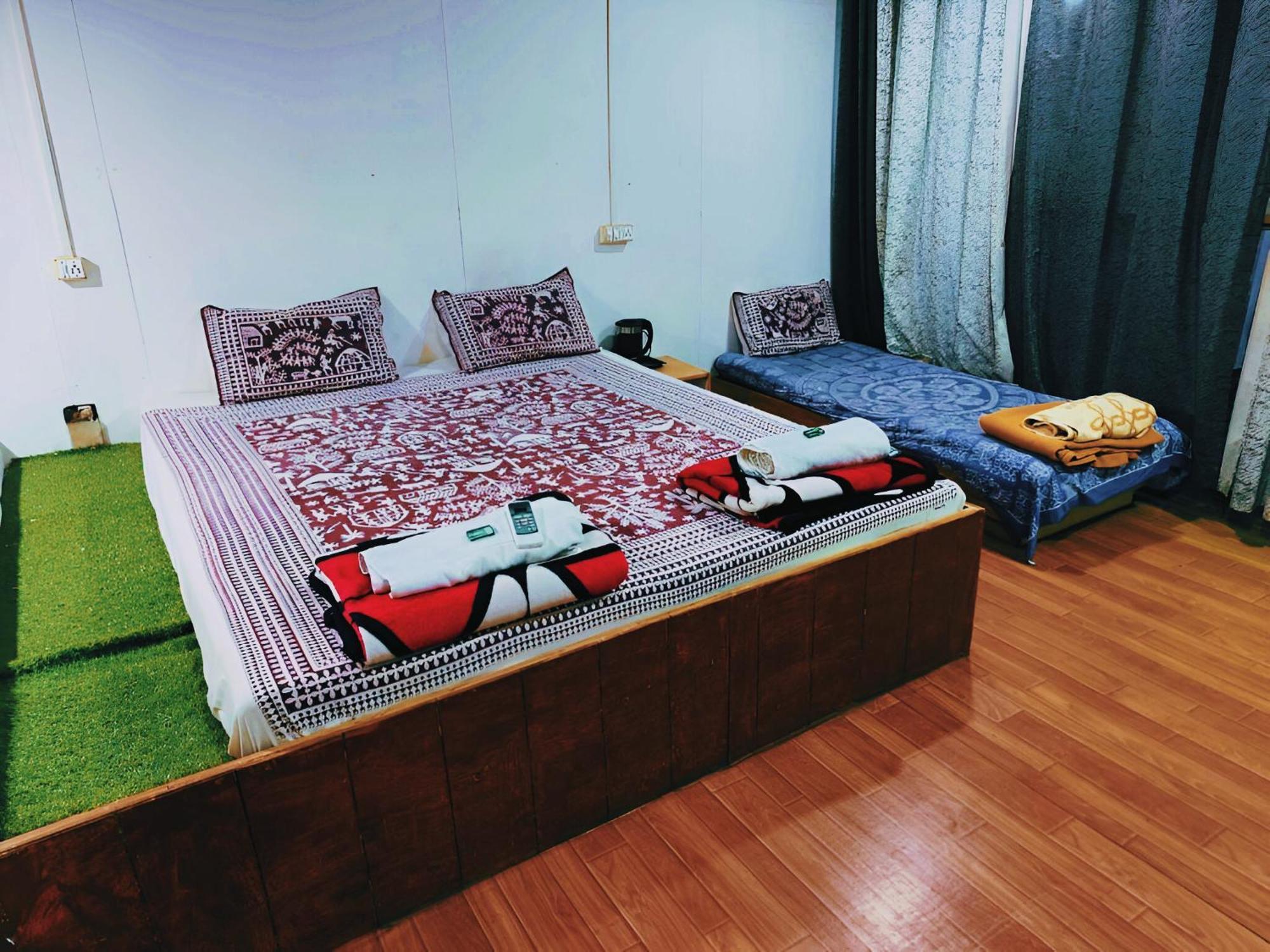 Forrest Homestay Villa Bhor Exterior photo